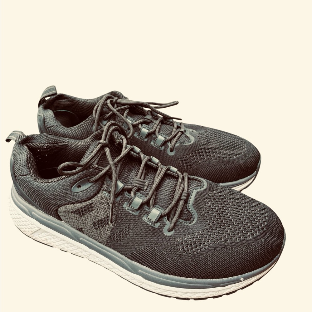 Propet‎ Black and Gray Men's Sneakers Sz 13